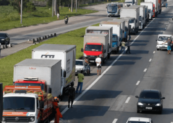 Fiscalização digital do frete ganha reforço e governo promete punir empresas que descumprirem piso mínimo