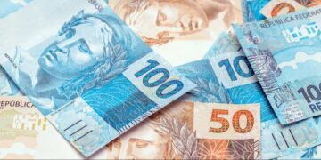 Desindustrialização no Brasil volta ao centro do debate após queda da indústria de transformação