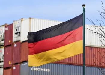 Indústria da Alemanha começa 2026 com queda nas encomendas e produção abaixo do esperado