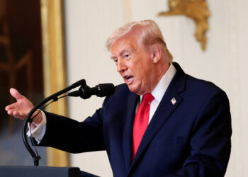 EUA suspendem sanções ao petróleo da Rússia pela primeira vez desde início da Guerra da Ucrânia