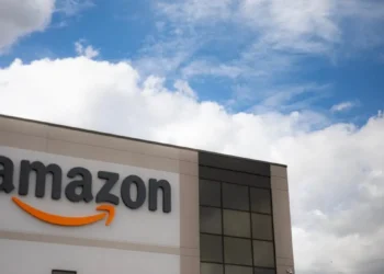 Amazon encerra suporte a Kindles antigos no Brasil a partir de maio