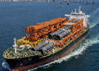 Navio com equipamentos da China inicia obras da ponte Salvador-Itaparica, a maior sobre o mar da América Latina