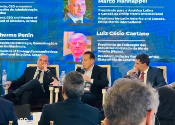 Guerra no Oriente Médio pressiona custos da carne, afirma CEO da JBS em Nova York