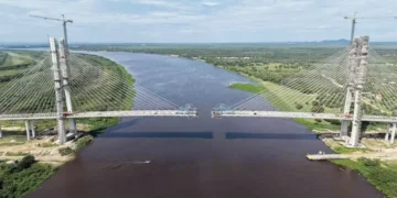 Rota Bioceânica avança com ponte quase pronta, mas entraves alfandegários preocupam setor logístico