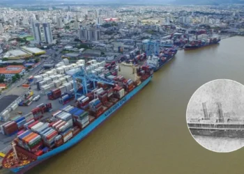 Navio naufragado há 130 anos será removido do canal do Porto de Itajaí em SC