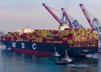 Porto do Rio recebe maior navio porta-contêineres já operado no terminal