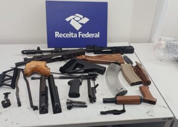 Receita Federal e Polícia Federal intensificam combate ao tráfico internacional de armas