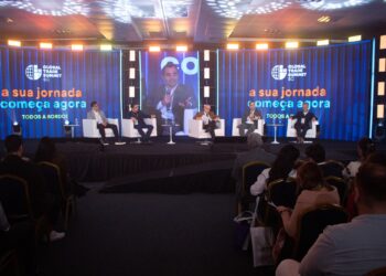 Global Trade Summit SC 2026 começa nesta quarta-feira (13) com debates sobre o futuro do comércio exterior