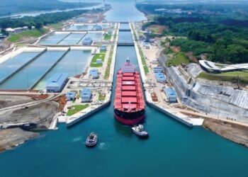 Canal do Panamá avalia restrições para navios diante do risco de nova crise hídrica