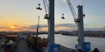 Porto de Itajaí registra crescimento de 82% na movimentação de abril em relação a 2025