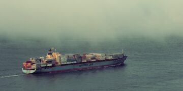 El Niño pode impactar o transporte marítimo global e acender alerta no Canal do Panamá