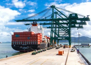 Taxação de 25% dos EUA sobre produtos brasileiros ameaça exportações de Santa Catarina
