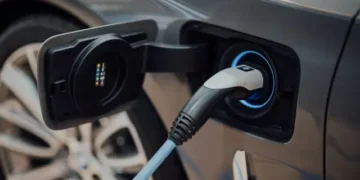 Carros super-híbridos ganham força e prometem revolucionar a mobilidade com autonomia acima de 1.000 km