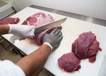 Exportações de carne bovina para a China podem cair R$ 4,5 bilhões com limite de importação