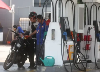 Subsídio do diesel chega ao fim; governo avalia retirar novos incentivos aos combustíveis