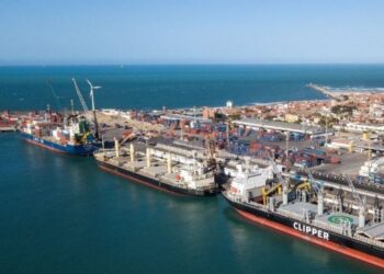 Porto de Fortaleza registra alta na movimentação de cargas e projeta novo recorde em 2026