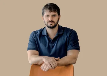 Shopee completa seis anos no Brasil e transforma o e-commerce com Datas Duplas e social commerce