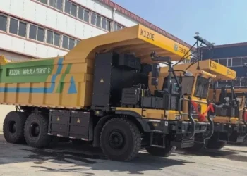 China coloca em operação o primeiro caminhão de mineração elétrico com bateria de sódio