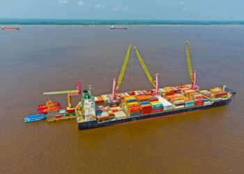 Estiagem na Amazônia reduz navegabilidade dos rios e eleva custo do transporte de cargas