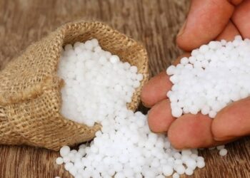 Importação de ureia pelo Brasil cai 25% entre janeiro e agosto, aponta StoneX
