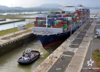 Canal do Panamá cobra US$ 4 milhões para navio porta-contêineres furar fila