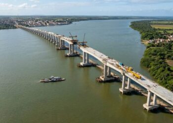 Ponte sobre o Rio São Francisco entre Alagoas e Sergipe passa de 50% de conclusão