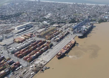 Portonave retoma a atracação de dois navios simultâneos com a entrega de mais 250 metros de cais renovado