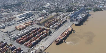 Portonave retoma a atracação de dois navios simultâneos com a entrega de mais 250 metros de cais renovado