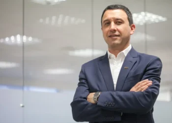 Inovação industrial em SC supera R$ 1 bilhão e avança do petróleo ao espaço
