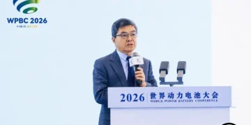 China avança em baterias LFP com célula acima de 200 Wh/kg e produção 70% mais rápida