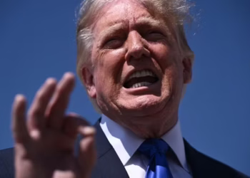 China alerta para riscos da IA após Trump defender liderança dos EUA na corrida tecnológica