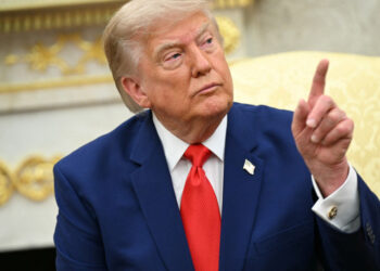 Governo Trump avalia aumento de tarifas sobre chips para estimular produção nos EUA