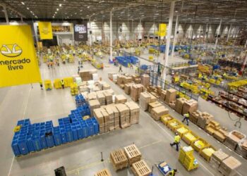 Mercado Livre e Shopee lideram demanda por galpões logísticos no Brasil