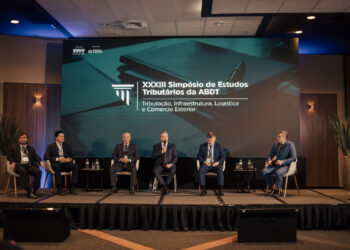 Reforma Tributária desafia a competitividade dos portos e da logística e marca debates do XXXIII Simpósio da ABDT em Itajaí