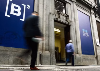 Morgan Stanley vê potencial de alta de 50% para ações brasileiras em cenário otimista