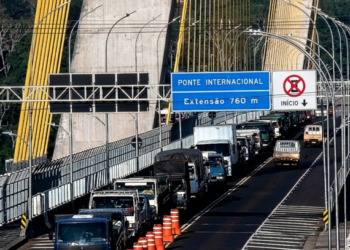 Brasil e Paraguai terão novas regras para transporte de pequenas cargas a partir de novembro