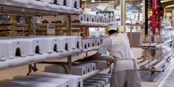Dexco encerra produção de louças sanitárias em Cabo de Santo Agostinho, em Pernambuco