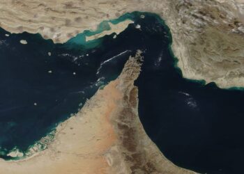 Irã ataca seis navios em um único dia perto do Estreito de Ormuz
