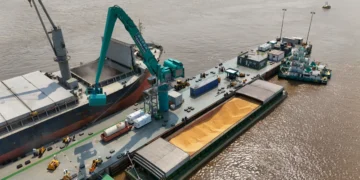 Super Porto Verde inicia operações com embarque de 27 mil toneladas de milho na Amazônia